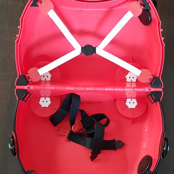 Trunki - Harley the Ladybug Ride-On Suitcase - Picture 3 of 6